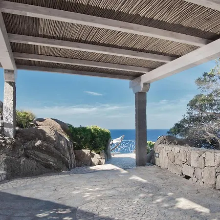Johnson Villa Santa Teresa Gallura